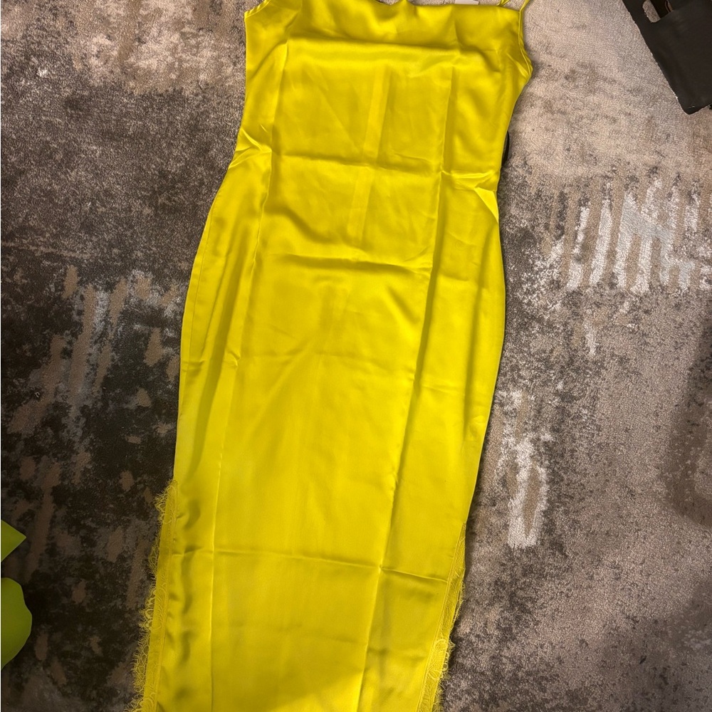 Elegant Yellow Dress